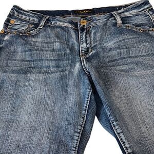 South Pole Jeans Co Distressed Hem Stitch Detail Denim Shorts Size 15